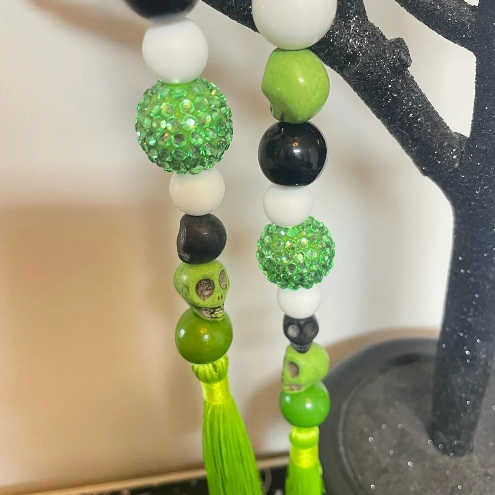 Halloween Decorations Decor Green Skull spooky inspired garland tiered trays